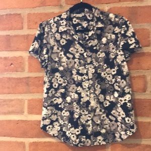 Floral print blouse